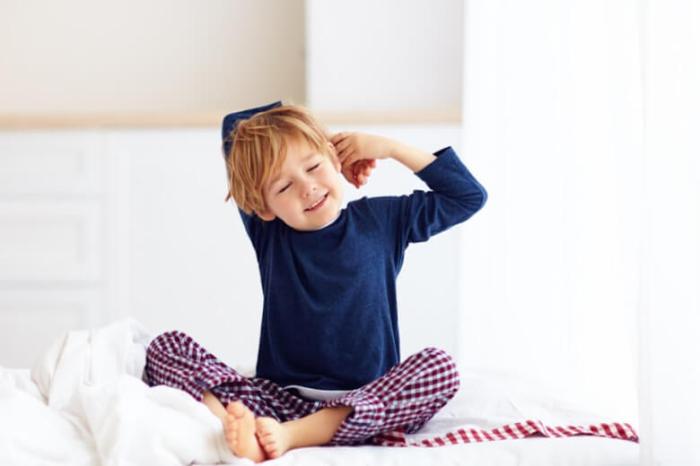 how-to-help-your-kid-wake-up-happy-2